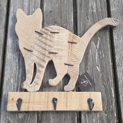 Houten kapstok kat met 3 ophanghaken