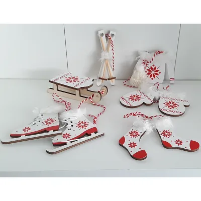 Kerstboomhangers set rood wit winter items slee ski's schaatsen