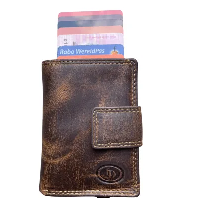 pasjeshouder Figuretta Dames / heren Leather design bruin