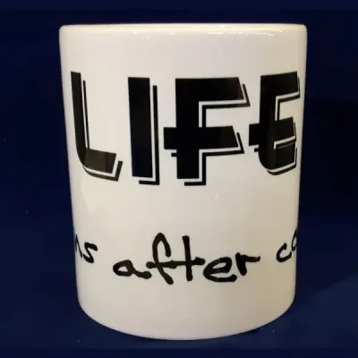 Witte koffiemok Life begins after coffee