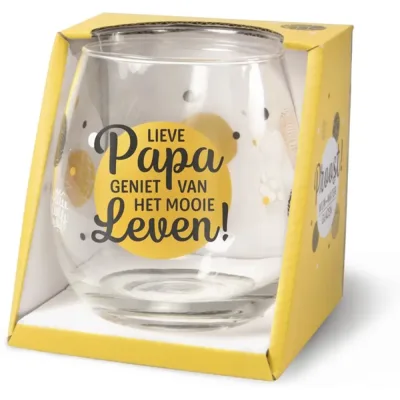 Water- wijnglas met tekst Lieve papa geniet van het mooie leven