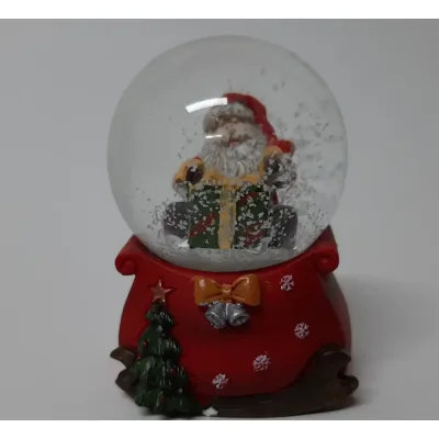 Sneeuwbol cadeauzak op arrenslee en kerstman op groen-rood cadeau