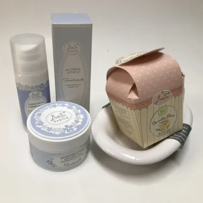Cadeau pakket Badefee verzorging bodybutter handcream huidolie en bad thee